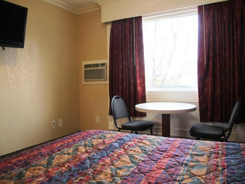 Merrill Field Inn Anchorage Ngoại thất bức ảnh